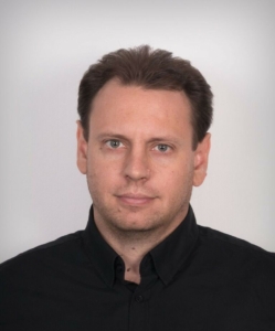 Dr. Viktor Tihanyi